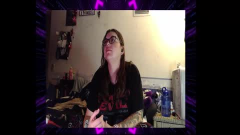 Toxiclove1311 online show from January 6, 12:58 am