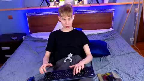 Max online show from February 28, 10:16 am