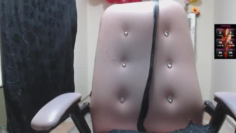 toxca69 online show from February 18, 7:04 am