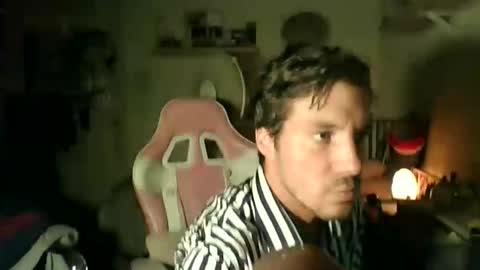 toyboysquirt online show from April 25, 4:04 am