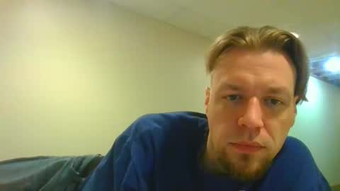 Snapshot of tpete119 chatting on December 6, 6:37 am Shooter McGavin online show from December 6, 6:37 am