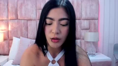 Tracy Daniels online show from October 6, 7:33 pm