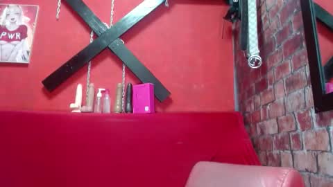 tracy_ks online show from September 28, 2:28 am