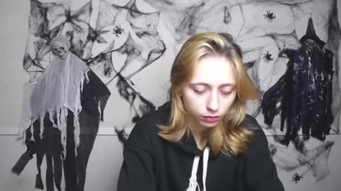 TracyLeeBB online show from November 15, 12:02 pm