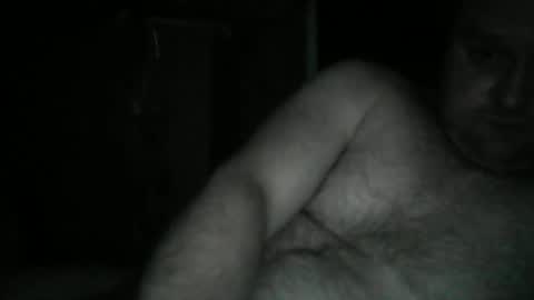 Snapshot of tradesmanswife chatting on March 9, 5:33 am Wldrswife online show from March 9, 5:33 am
