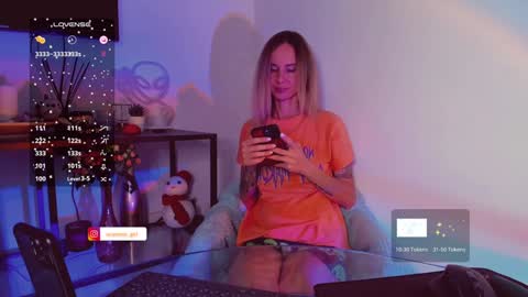 Hey my name is Kiri Kiri online show from December 2, 8:22 pm