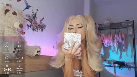 Snapshot of trans_ballerina chatting on May 29, 9:24 pm trans ballerina online show from May 29, 9:24 pm