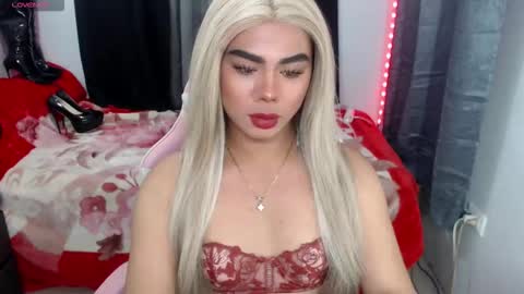 Chantal Rose online show from February 13, 5:58 am