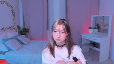 Snapshot of trapsaintgirl chatting on January 13, 1:49 pm Nyuta Hartmann online show from January 13, 1:49 pm