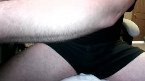 Snapshot of trav0630 chatting on April 17, 8:34 pm Travelingman online show from April 17, 8:34 pm