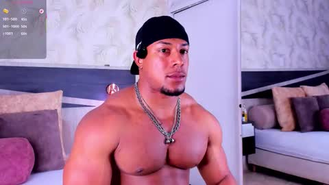 Travis online show from December 14, 1:22 am