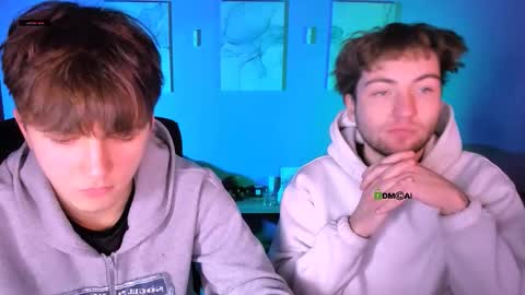 Snapshot of travis_wolf_ chatting on February 11, 9:47 am Travis online show from February 11, 9:47 am