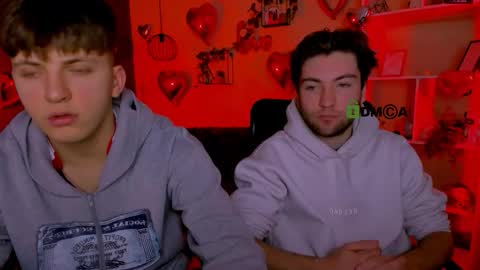 Snapshot of travis_wolf_ chatting on February 13, 9:49 am Travis online show from February 13, 9:49 am