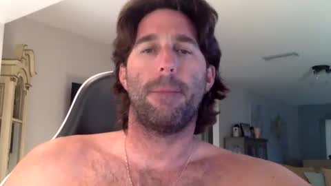 TravisKenn online show from February 20, 12:38 pm