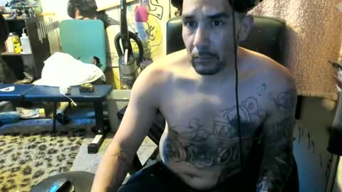Travis online show from June 17, 5:10 am