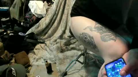 Travis online show from June 19, 2:32 pm