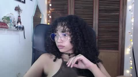 Emily online show from January 25, 8:53 pm