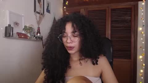 Emily online show from March 5, 5:50 pm