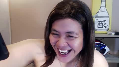 Snapshot of treat_urself chatting on February 8, 9:45 am marian online show from February 8, 9:45 am