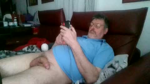 trebgeis1 online show from April 8, 8:42 pm