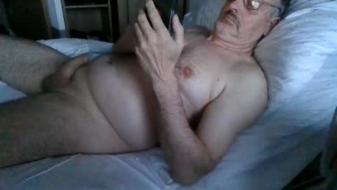 Snapshot of trebgeis1 chatting on May 13, 6:49 pm trebgeis1 online show from May 13, 6:49 pm