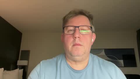 treborinthesky online show from March 10, 4:06 am