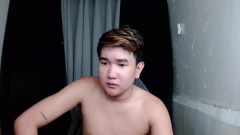 trebz_01 online show from May 11, 5:24 am