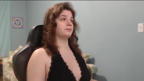 TreeJeanne online show from January 1, 5:33 pm