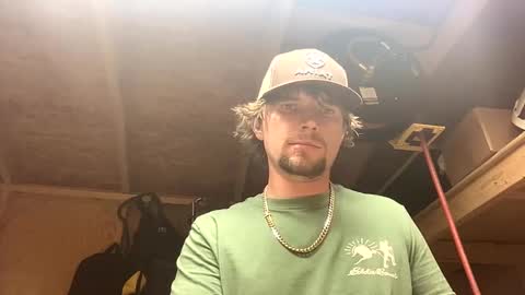 treeman817 online show from March 22, 4:16 am