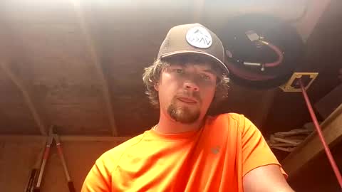Snapshot of treeman817 chatting on April 29, 9:10 pm treeman817 online show from April 29, 9:10 pm