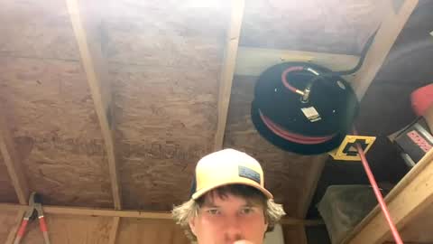 Snapshot of treeman817 chatting on June 16, 1:41 am treeman817 online show from June 16, 1:41 am