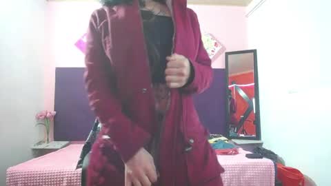 Snapshot of treisy_666 chatting on March 12, 12:44 pm Treisy online show from March 12, 12:44 pm