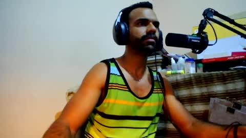 Snapshot of trek320rr chatting on June 21, 10:18 am TREK320RR online show from June 21, 10:18 am