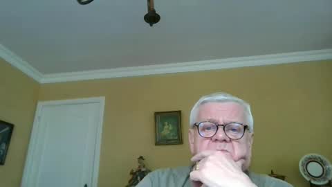 Snapshot of trekbeestje1 chatting on May 6, 12:21 pm trekbeestje online show from May 6, 12:21 pm
