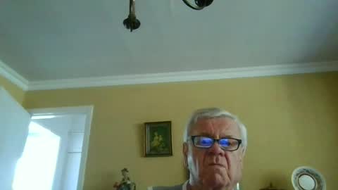 Snapshot of trekbeestje1 chatting on June 20, 12:08 pm trekbeestje online show from June 20, 12:08 pm