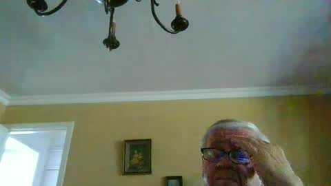 Snapshot of trekbeestje1 chatting on June 25, 3:49 pm trekbeestje online show from June 25, 3:49 pm