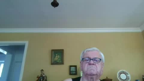 Snapshot of trekbeestje1 chatting on July 12, 6:26 am trekbeestje online show from July 12, 6:26 am