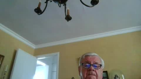 Snapshot of trekbeestje1 chatting on July 16, 10:43 am trekbeestje online show from July 16, 10:43 am