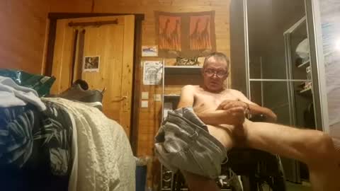 Snapshot of trekkertje12345 chatting on July 12, 9:17 pm trekkertje12345 online show from July 12, 9:17 pm