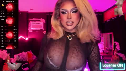 Jade online show from October 10, 11:09 am