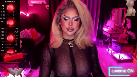 Jade online show from October 11, 7:18 am