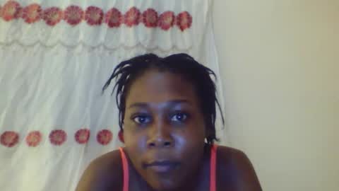 tresyamber online show from May 5, 6:27 pm