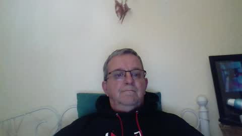 Fe-fi-fo-fum online show from September 13, 11:54 am