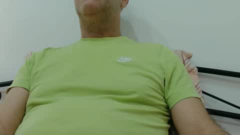 Snapshot of trevido4u chatting on June 6, 1:11 am trevido4u online show from June 6, 1:11 am