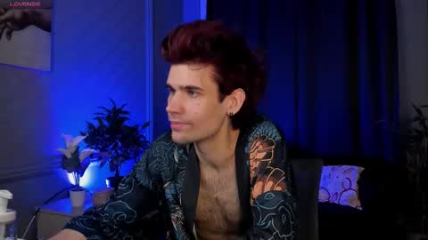 Snapshot of trevor_thomson chatting on February 27, 4:29 pm Trevor online show from February 27, 4:29 pm