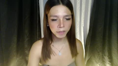trexie215765 online show from July 12, 4:03 am