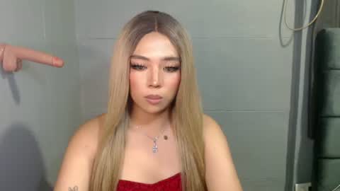 trexie_fucks15 online show from October 2, 4:41 am