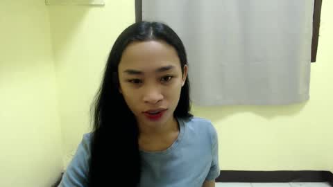 tricia_slut online show from February 21, 1:55 pm