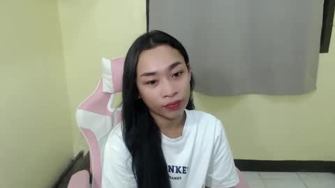 tricia_slut online show from March 1, 5:16 pm