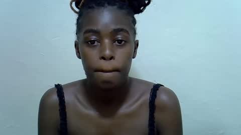 Snapshot of trickle_star chatting on February 27, 12:43 am Asteric online show from February 27, 12:43 am